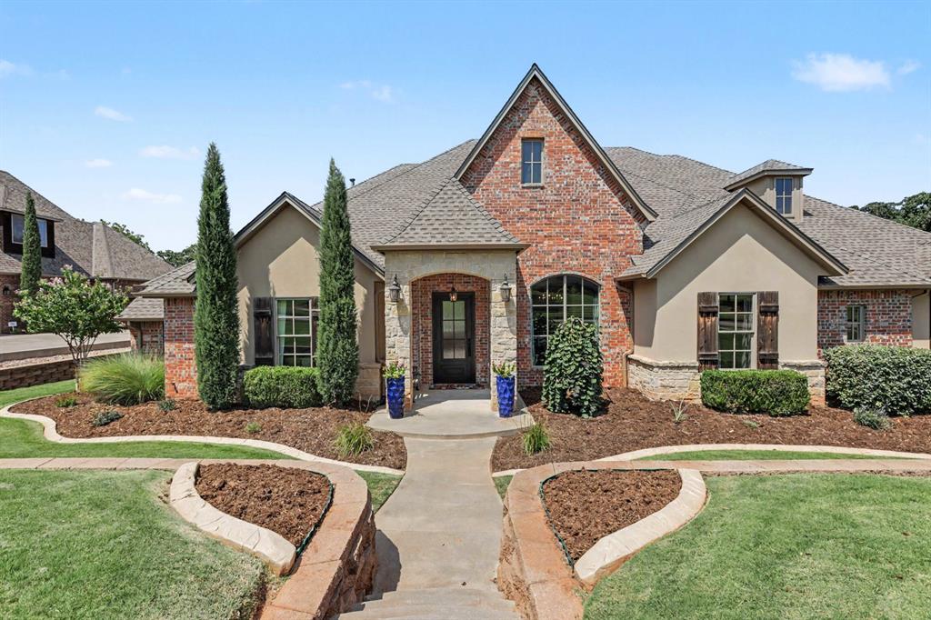 4th image of 1317 Autumn Creek Dr, Edmond, OK 73003 | MLS# 1243538