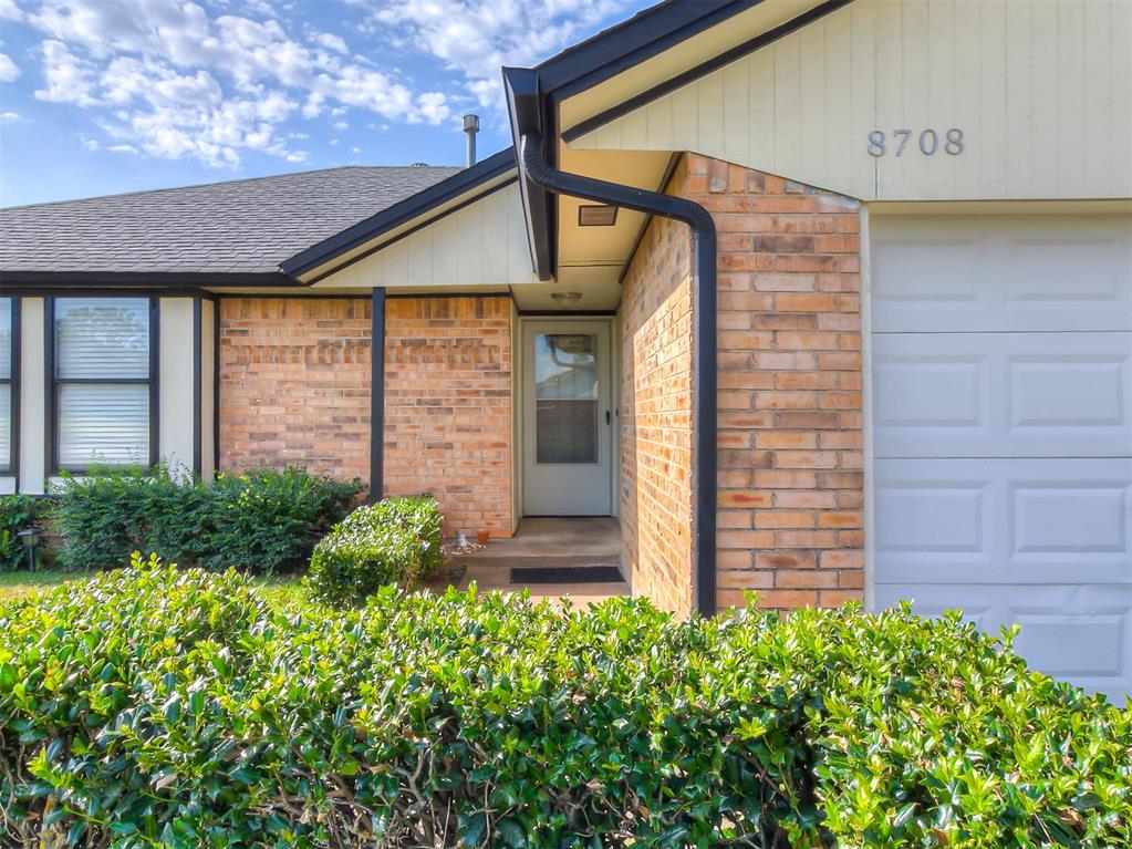 4th image of 8708 E Parkridge Dr, Oklahoma City, OK 73141 | MLS# 1243540