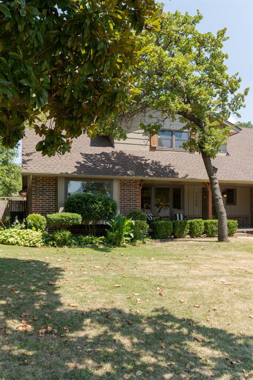 2nd image of 1709 Thunderbird Blvd, Edmond, OK 73013 | MLS# 1243574