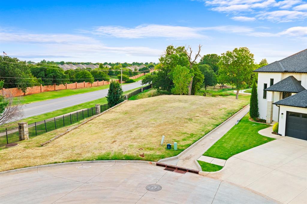 1st image of 465 Saint Claire Dr, Edmond, OK 73025 | MLS# 1243584