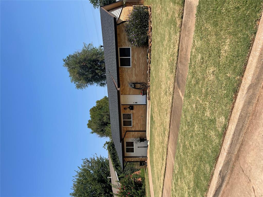 1st image of 403 Lanes Turn, Edmond, OK 73003 | MLS# 1243603