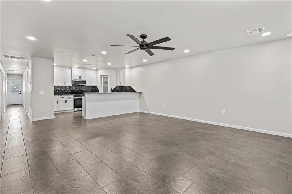 5th image of 1205 E Oak St, El Reno, OK 73036 | MLS# 1243609