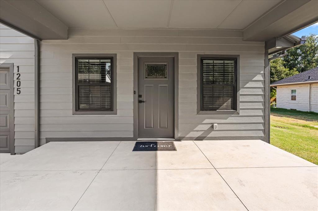 3rd image of 1205 E Oak St, El Reno, OK 73036 | MLS# 1243609