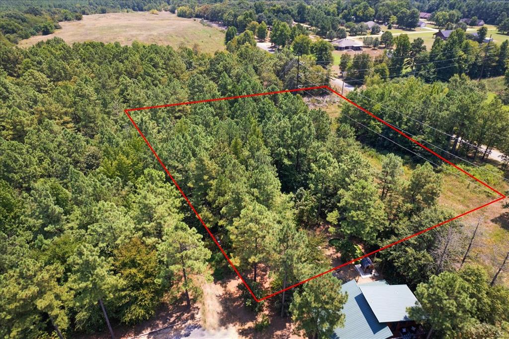 2nd image of 73 Wagon Wheel Ct, Broken Bow, OK 74728 | MLS# 1243624
