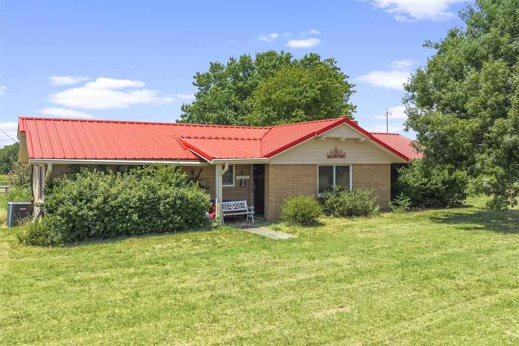 3rd image of 11584 N County Road 3340, Stratford, OK 74872 | MLS# 1243640