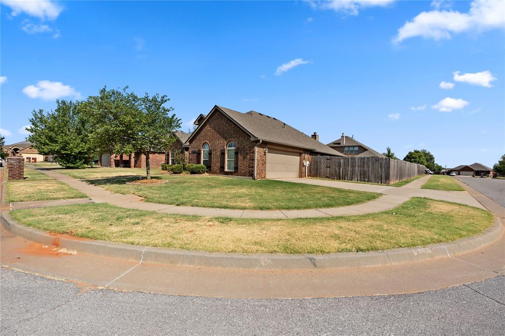 3rd image of 11001 Sw 38Th Cir, Mustang, OK 73064 | MLS# 1243644