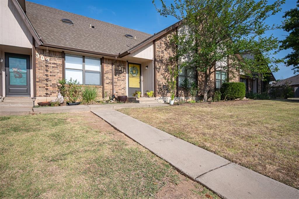 2nd image of 311 Glen Dr, Yukon, OK 73099 | MLS# 1243655