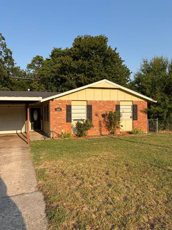 2nd image of 3601 Parkwoods Ln, Oklahoma City, OK 73110 | MLS# 1243683