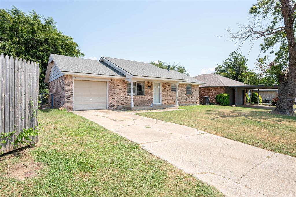 3rd image of 1504 Lawton, Moore, OK 73160 | MLS# 1243700