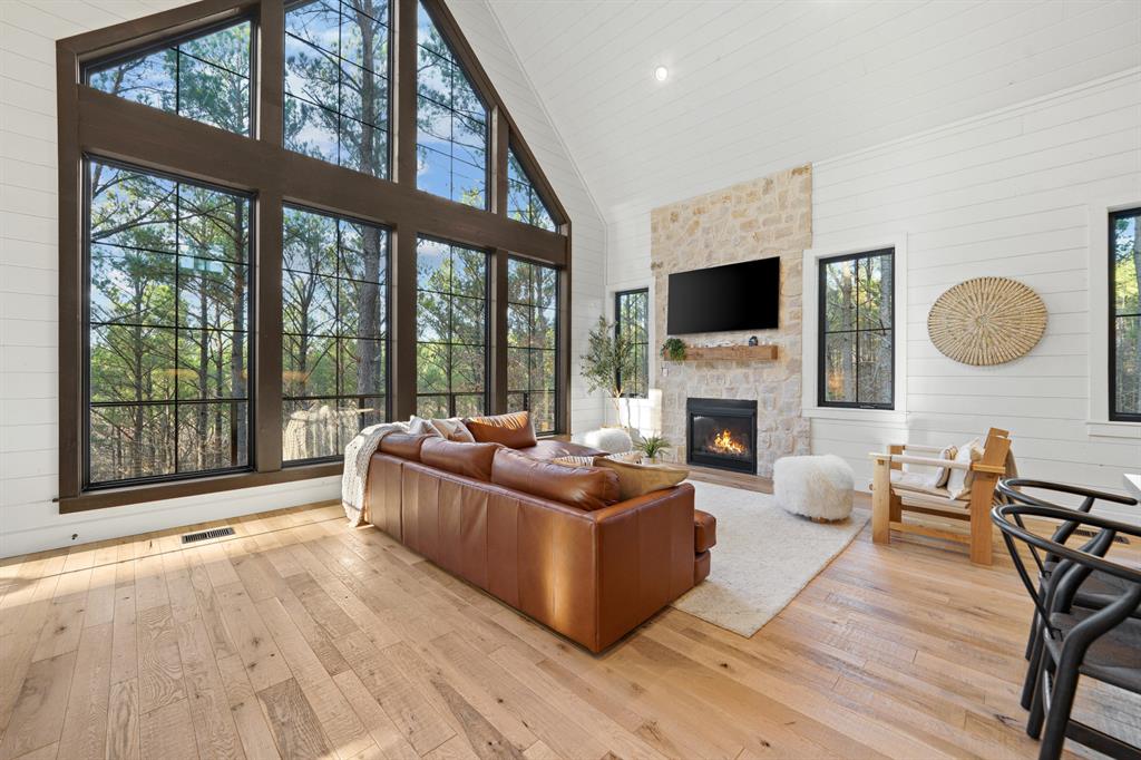 5th image of 1255 Southern Hills Cir, Broken Bow, OK 74728 | MLS# 1243706