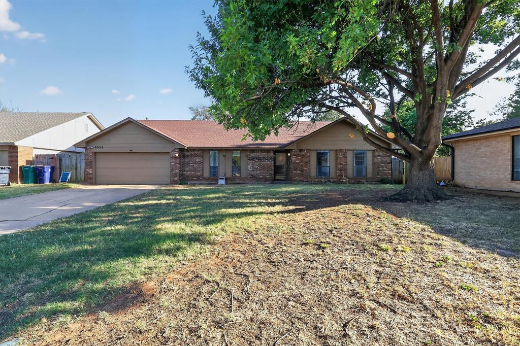 3rd image of 8324 Nw 111Th Ter, Oklahoma City, OK 73162 | MLS# 1243710
