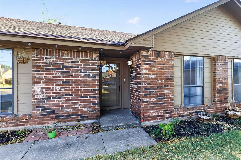 5th image of 8324 Nw 111Th Ter, Oklahoma City, OK 73162 | MLS# 1243710