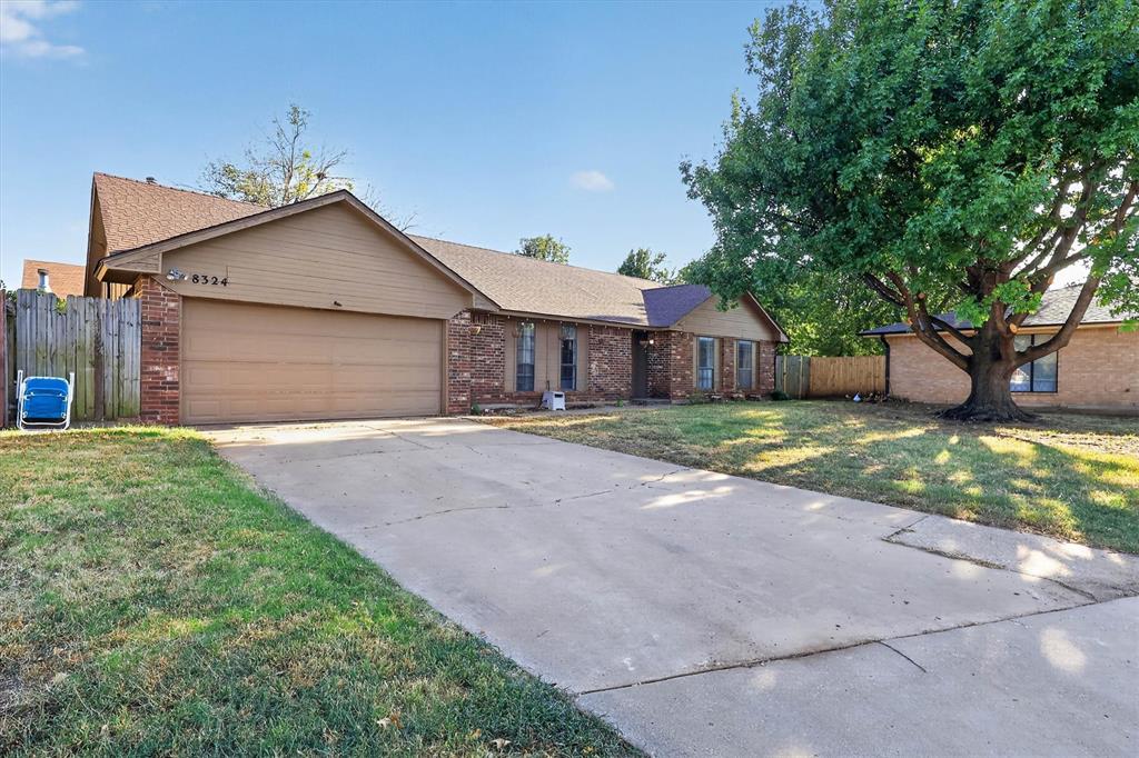 2nd image of 8324 Nw 111th Ter, Oklahoma City, OK 73162 | MLS# 1243710