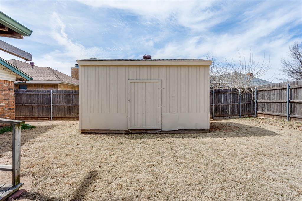 44th image of 113 E Snowmass Dr, Yukon, OK 73099 | MLS# 1243761