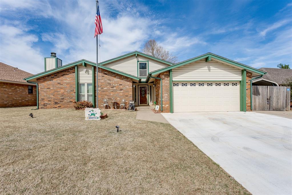 1st image of 113 E Snowmass Dr, Yukon, OK 73099 | MLS# 1243761