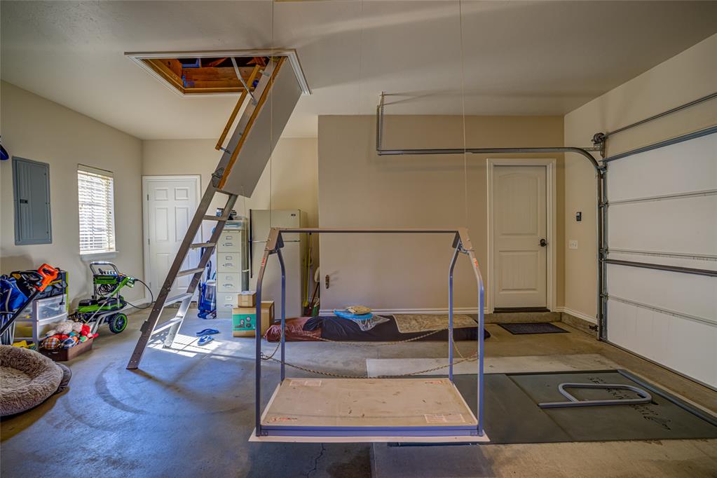 40th image of 2116 Turtle Creek Dr, Norman, OK 73071 | MLS# 1243810