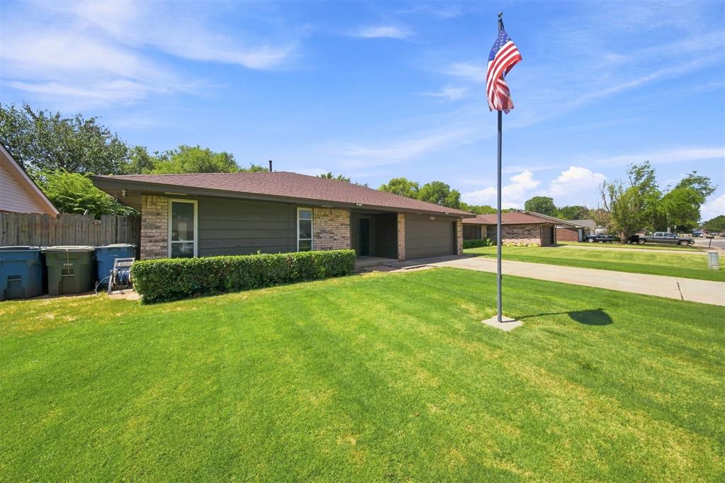 2nd image of 508 Cherryvale Rd, Edmond, OK 73003 | MLS# 1243812