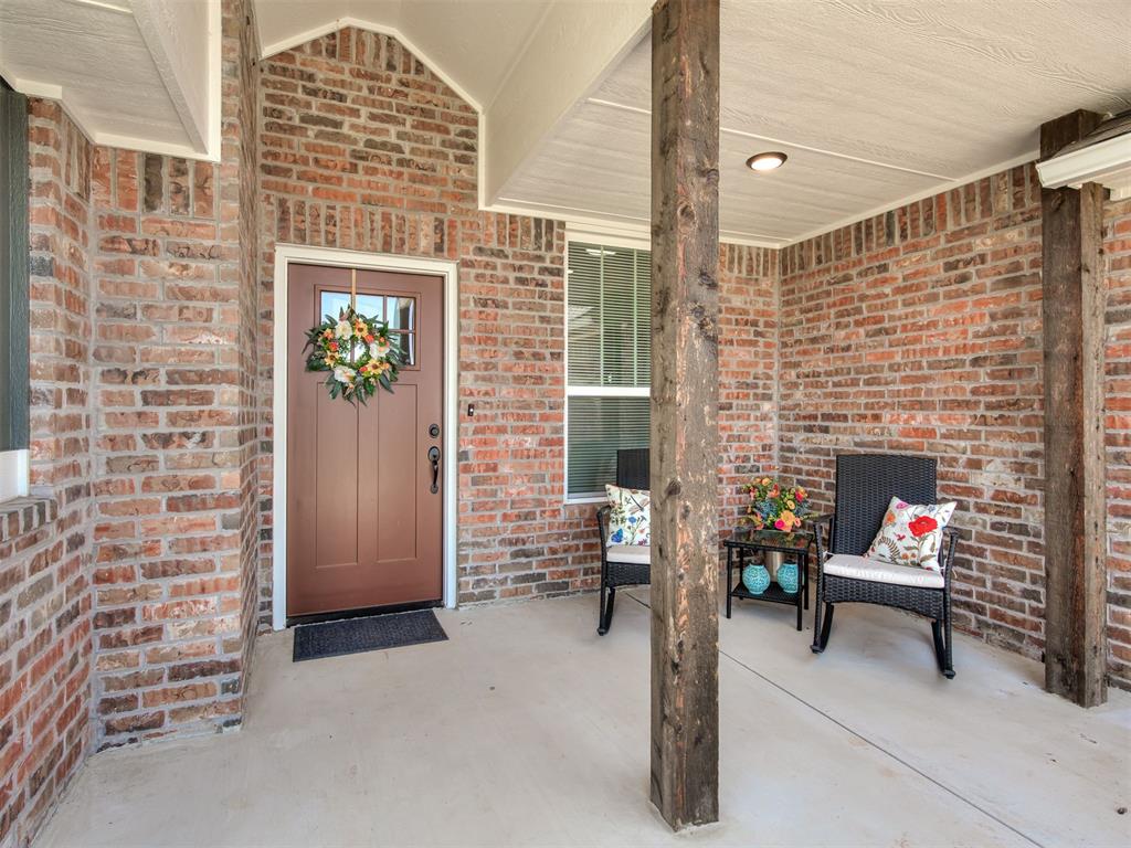 5th image of 2412 Creek Side Cir, Moore, OK 73160 | MLS# 1243851