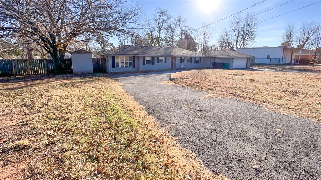 2nd image of 13408 Thompson Rd, Edmond, OK 73013 | MLS# 1243855