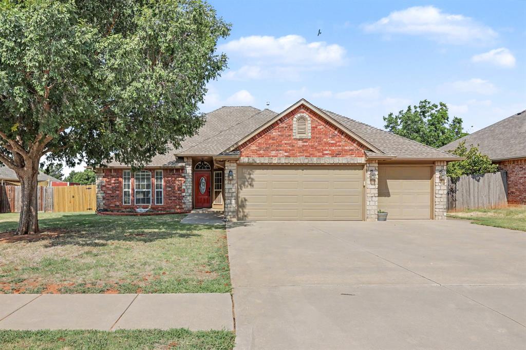 1st image of 1125 S Oakey Dr, Mustang, OK 73064 | MLS# 1243871