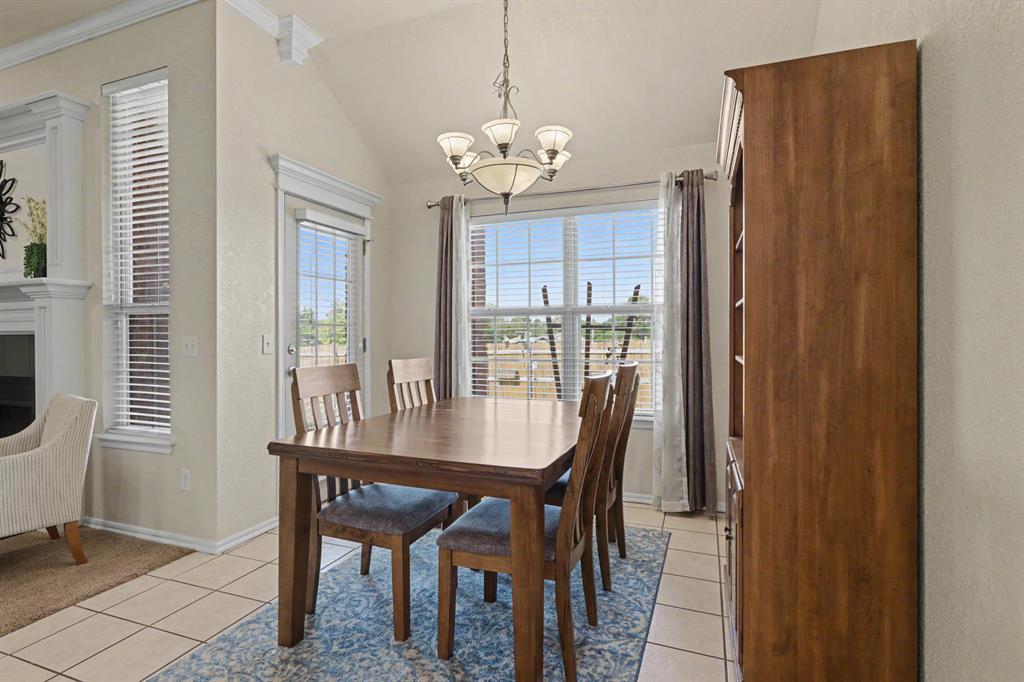 4th image of 1125 S Oakey Dr, Mustang, OK 73064 | MLS# 1243871