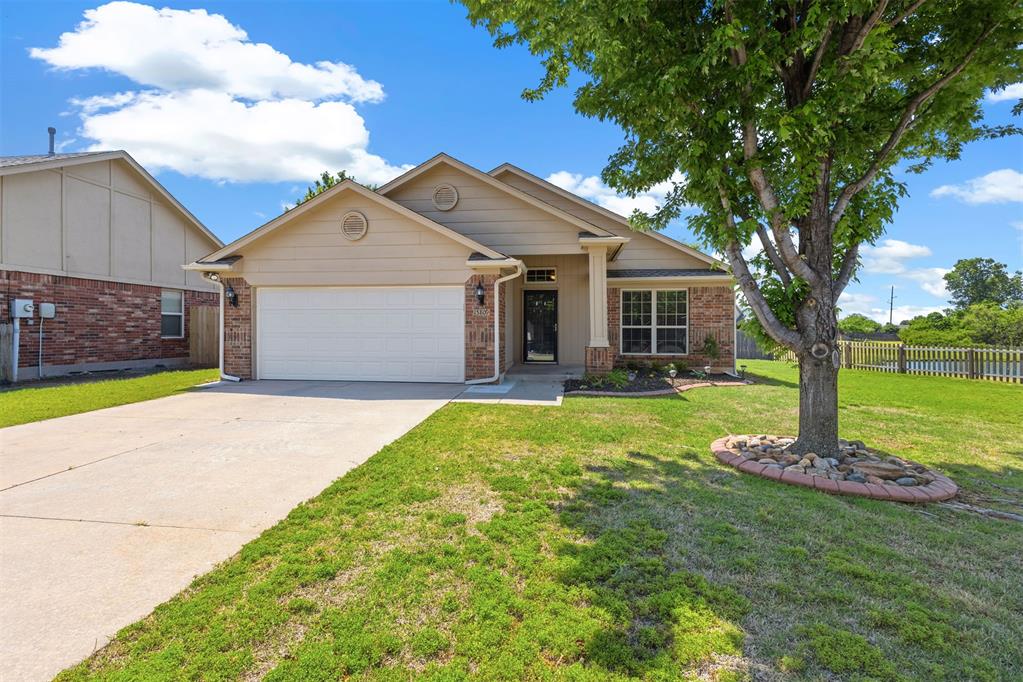 3rd image of 15809 Windstop Ct, Oklahoma City, OK 73170 | MLS# 1243906