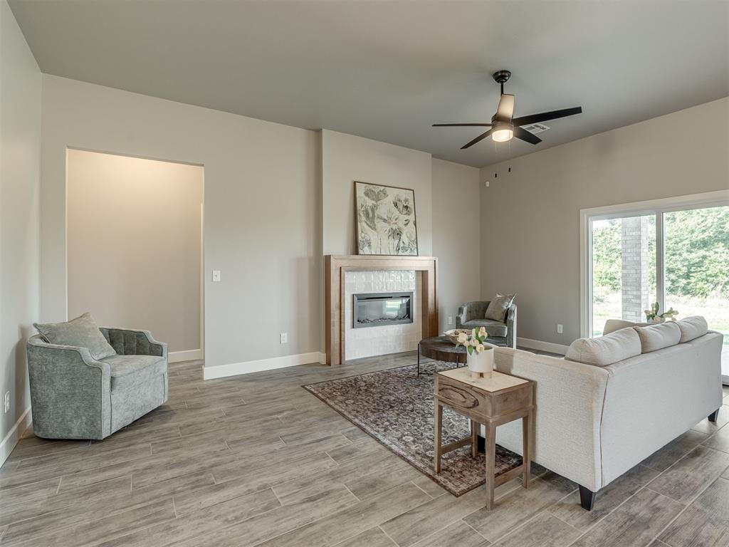 3rd image of 12513 Dolche Vita Dr, Yukon, OK 73099 | MLS# 1243957