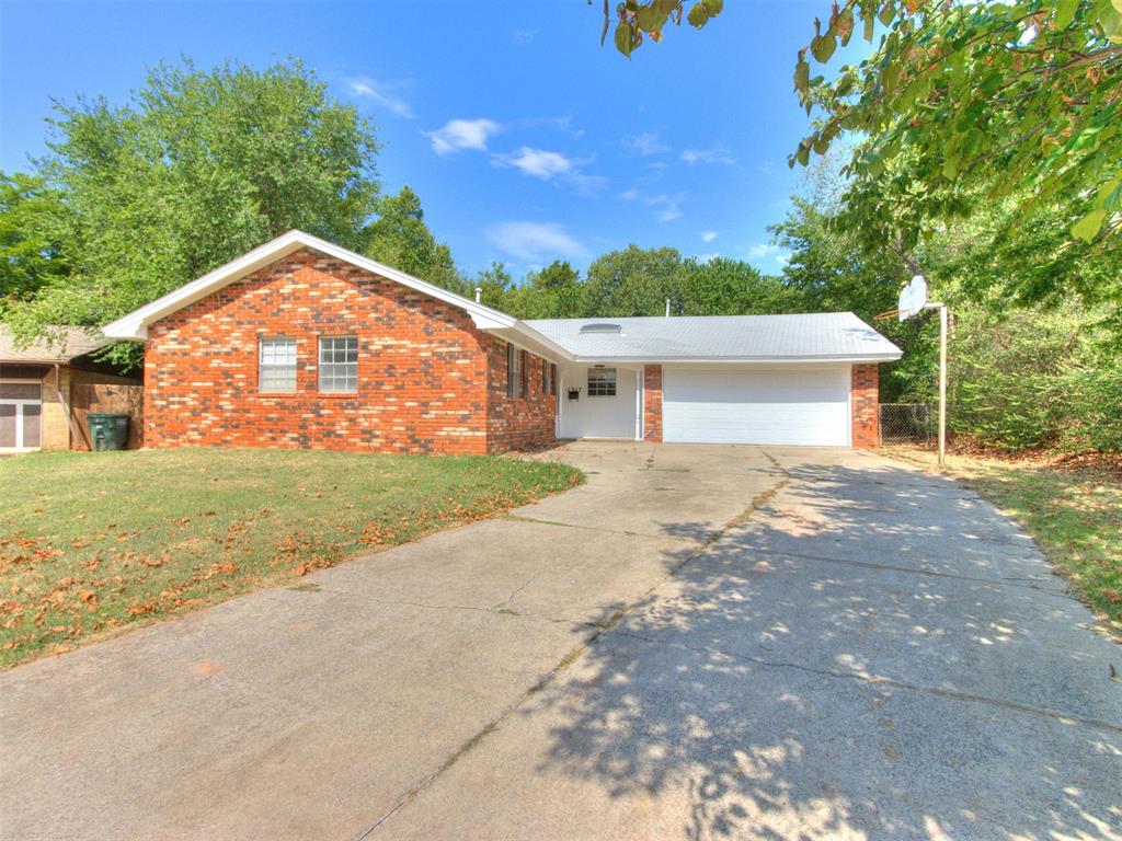 2nd image of 1217 Washington St, Edmond, OK 73034 | MLS# 1243970