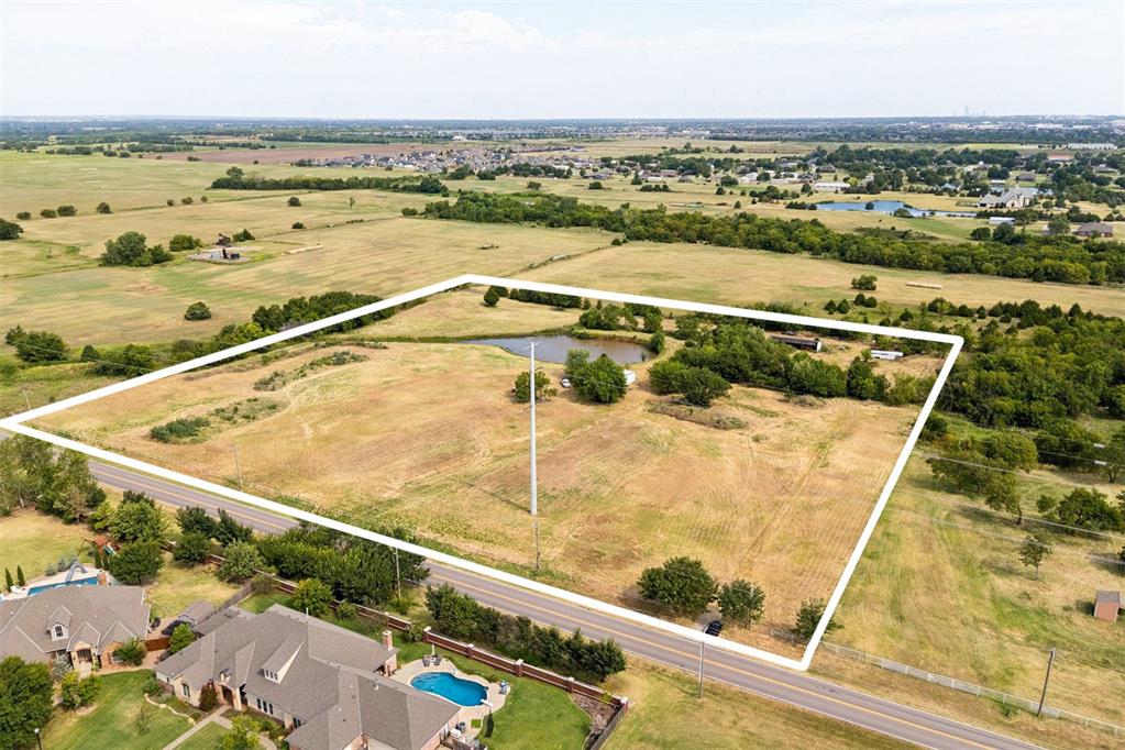 3rd image of 3801 W Franklin Rd, Norman, OK 73072 | MLS# 1243991