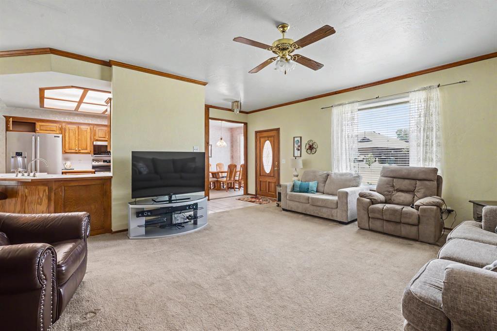 4th image of 709 Azalea Hill Dr, Yukon, OK 73099 | MLS# 1244066