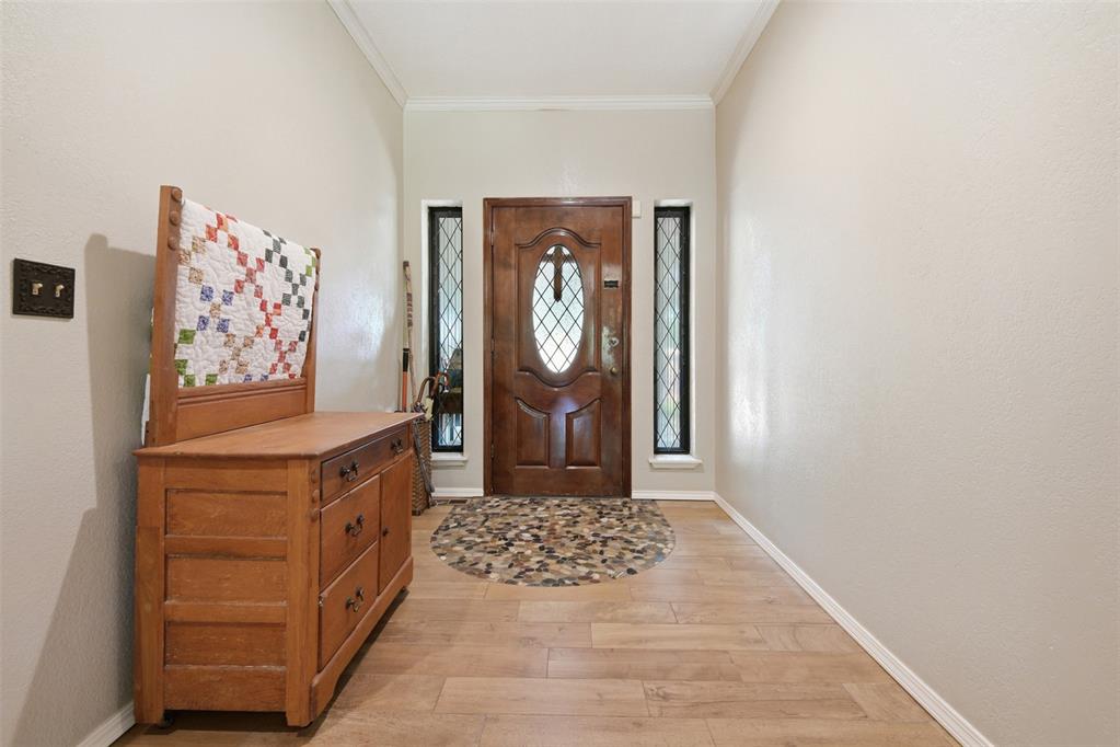4th image of 8008 Forest Ln, Oklahoma City, OK 73150 | MLS# 1244075
