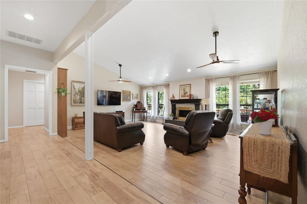5th image of 8008 Forest Ln, Oklahoma City, OK 73150 | MLS# 1244075