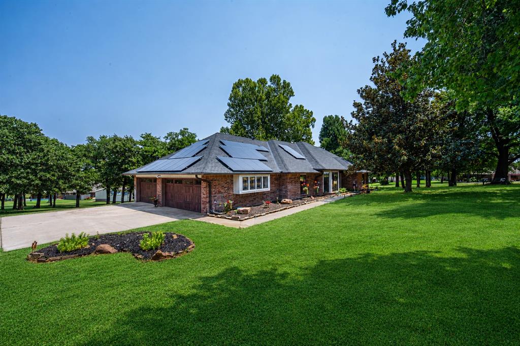 1st image of 8008 Forest Ln, Oklahoma City, OK 73150 | MLS# 1244075