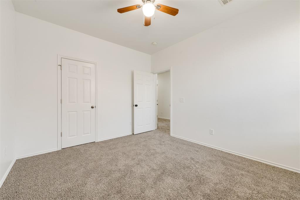 2nd image of 10 NW 156th St, Edmond, OK 73013
