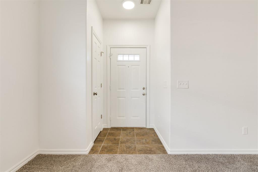3rd image of 10 NW 156th St, Edmond, OK 73013