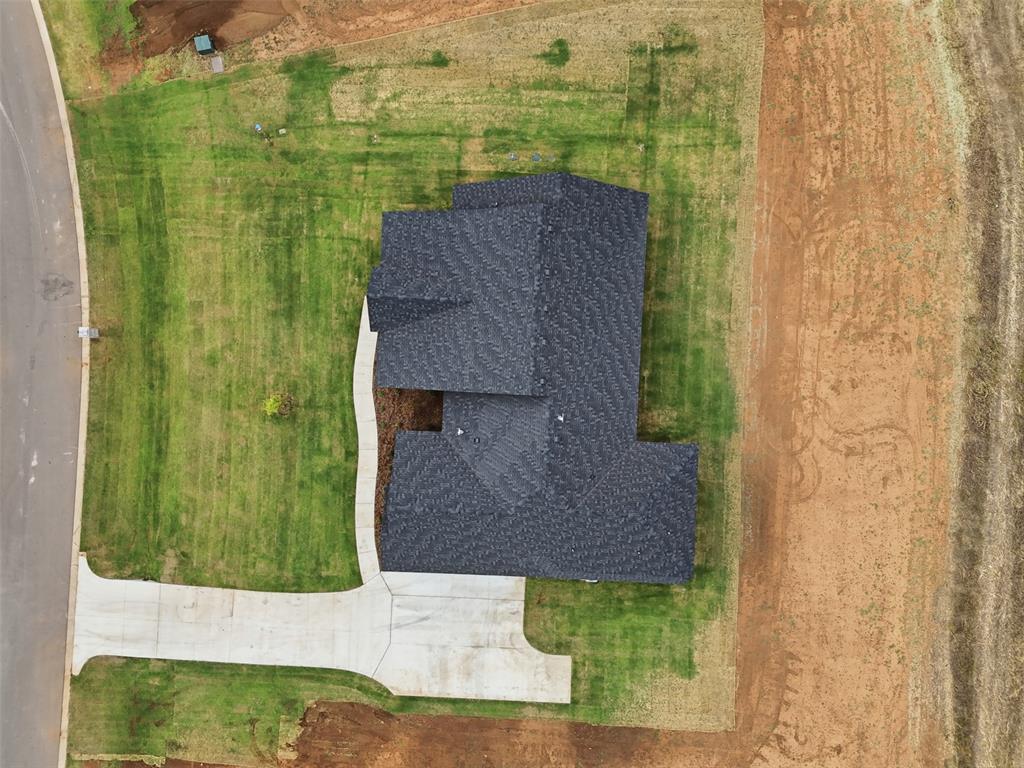 35th image of 9027 Avington Wy, Guthrie, OK 73044 | MLS# 1244118