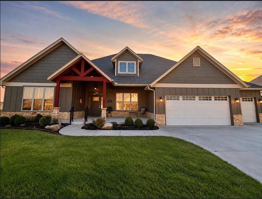 1st image of 2719 Woodlawn Ct, Shawnee, OK 74804 | MLS# 1244120
