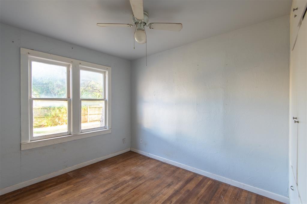 5th image of 11 S Walnut St, Edmond, OK 73003 | MLS# 1244176