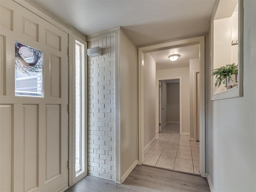 4th image of 111 Oakside Dr, Moore, OK 73160 | MLS# 1244188