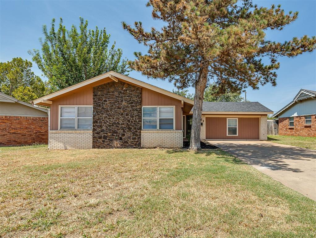 1st image of 111 Oakside Dr, Moore, OK 73160 | MLS# 1244188