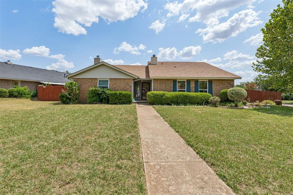 2nd image of 820 Nw 137th St, Edmond, OK 73013 | MLS# 1244215