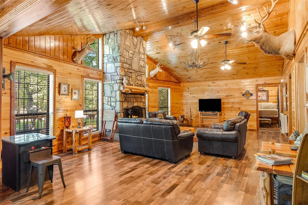 5th image of 20 Woodland Cir, Broken Bow, OK 74728 | MLS# 1244253
