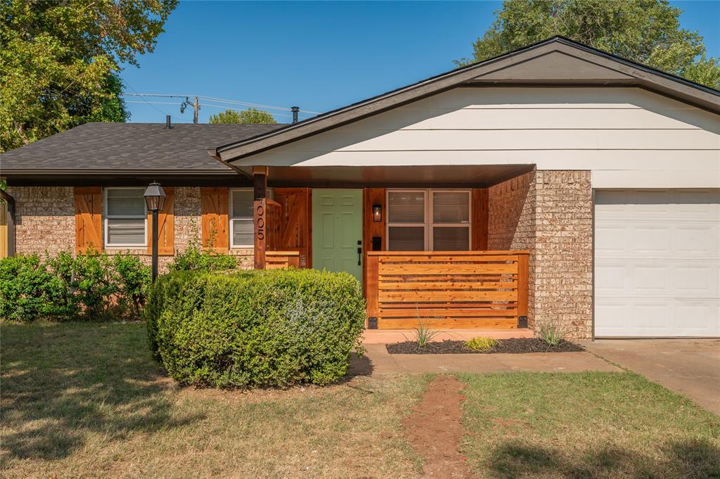2nd image of 4005 N Oak Grove Dr, Oklahoma City, OK 73110 | MLS# 1244289