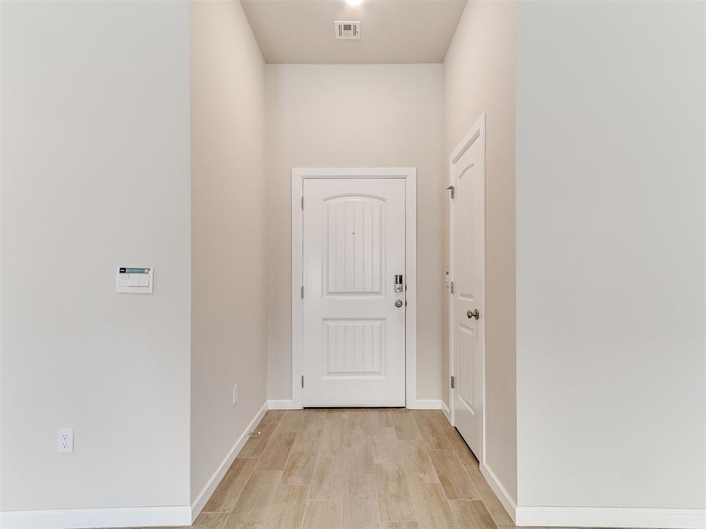 Photo 4 of Single family home for sale at 1804 Pin Cherry Ln, Oklahoma City, OK 73160 | MLS# 1244301 | Listing updated on 2026-09-06