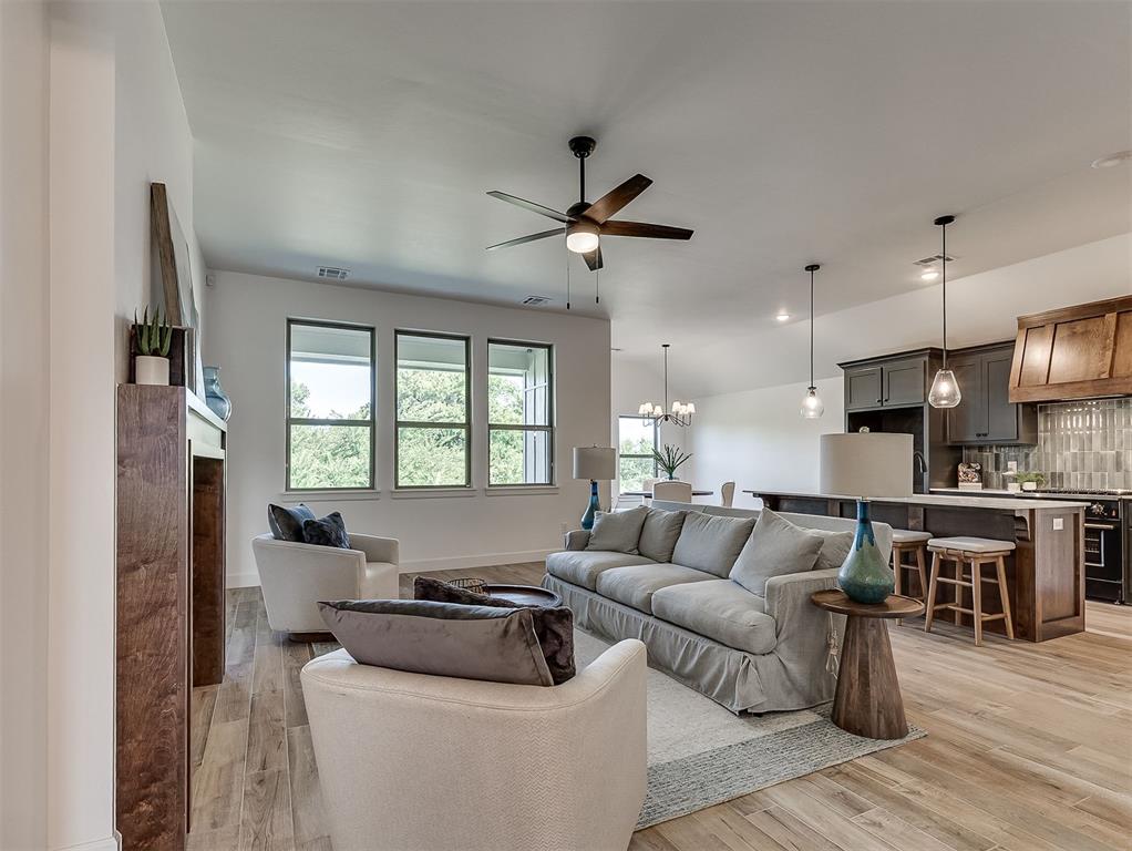 2nd image of 12501 Dolche Vita Dr, Yukon, OK 73099 | MLS# 1244306