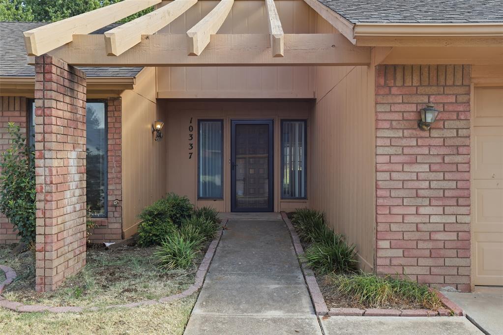 3rd image of 10337 Kendal Ave, Yukon, OK 73099 | MLS# 1244337