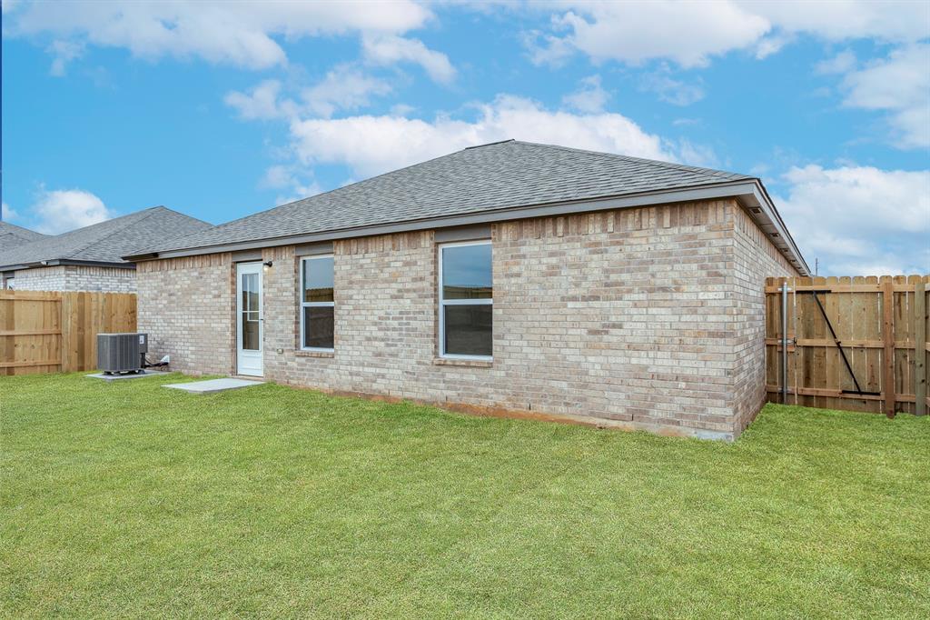 13th image of 1805 Palmatum Rd, El Reno, OK 73036 | MLS# 1244390