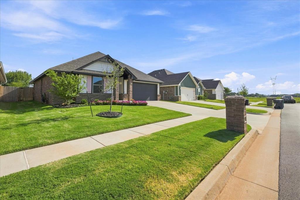 2nd image of 12309 Sw 30th St, Yukon, OK 73099 | MLS# 1244407