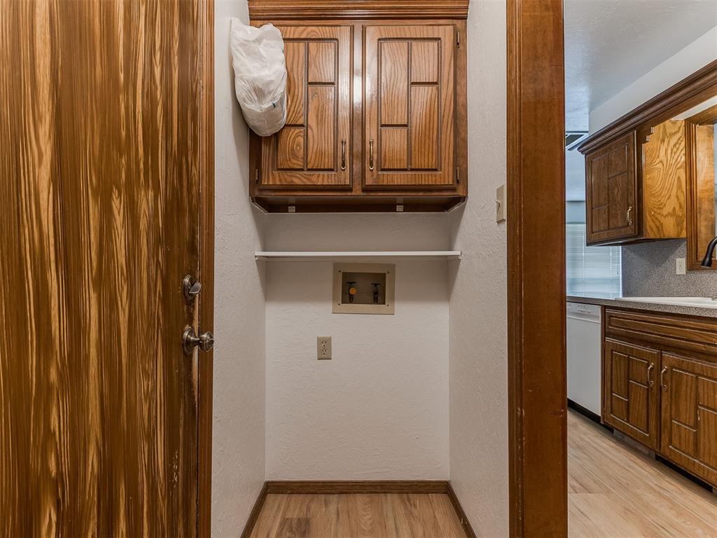 image of 105 Willow Br Rd, Norman, OK 73072