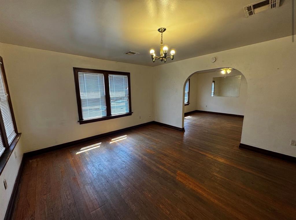 1st image of 2840 Nw 23rd St, Oklahoma City, OK 73107 | MLS# 1244461